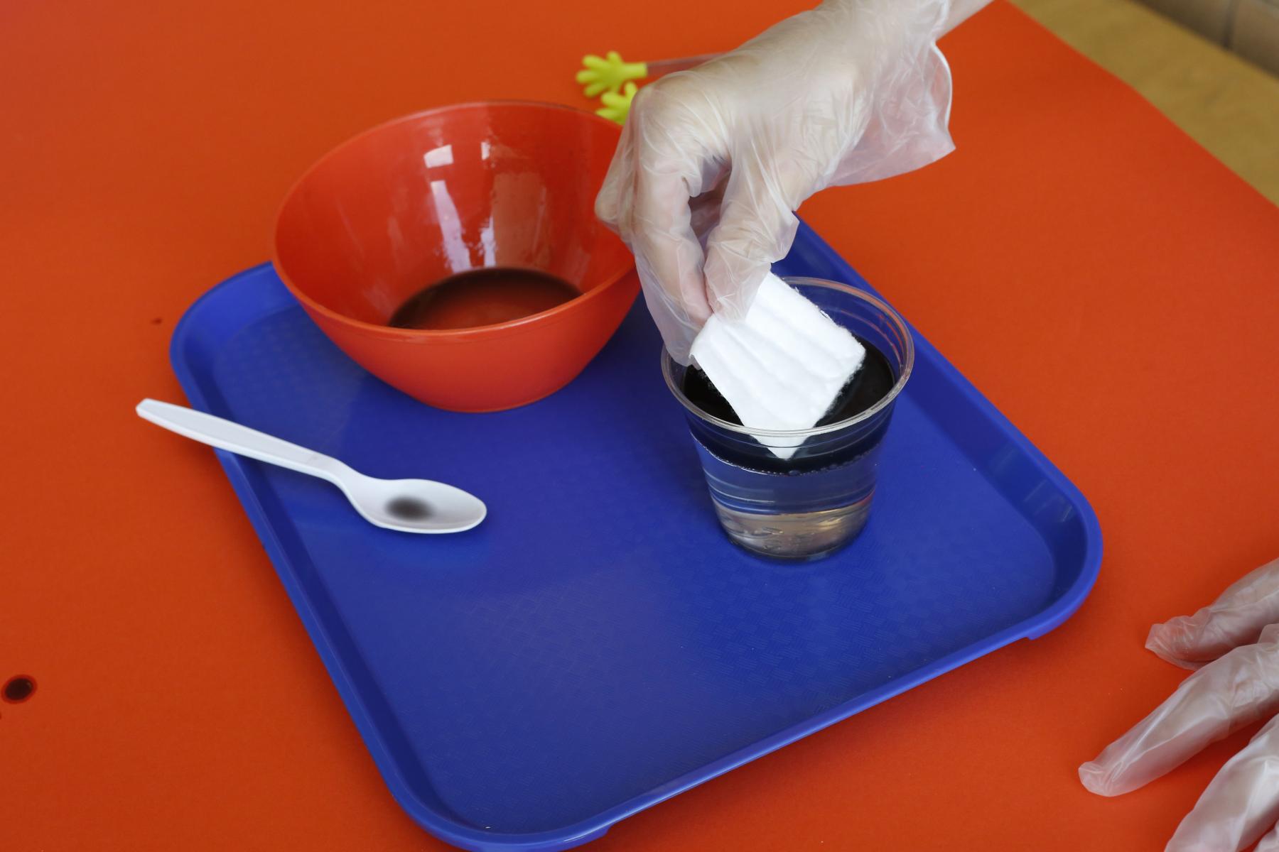 Cleaning Oil Spills with Chemistry NISE Network